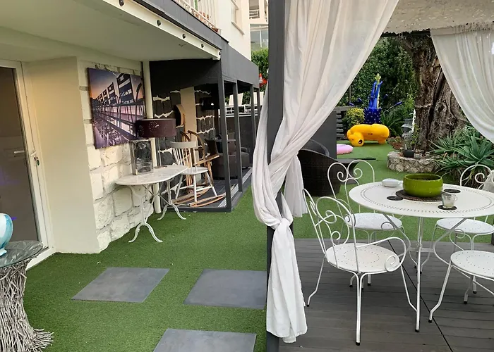 Les 3 Cigales Bed and breakfast Niza