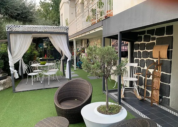 Les 3 Cigales Bed and breakfast